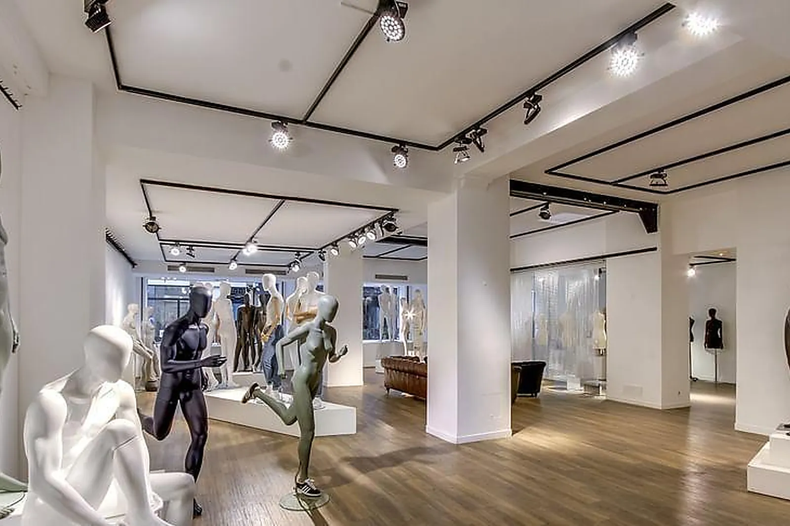 Lieux événementiels, SHOWROOM 01