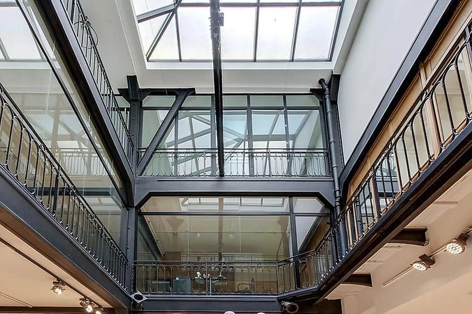 Lieux événementiels, SHOWROOM 01