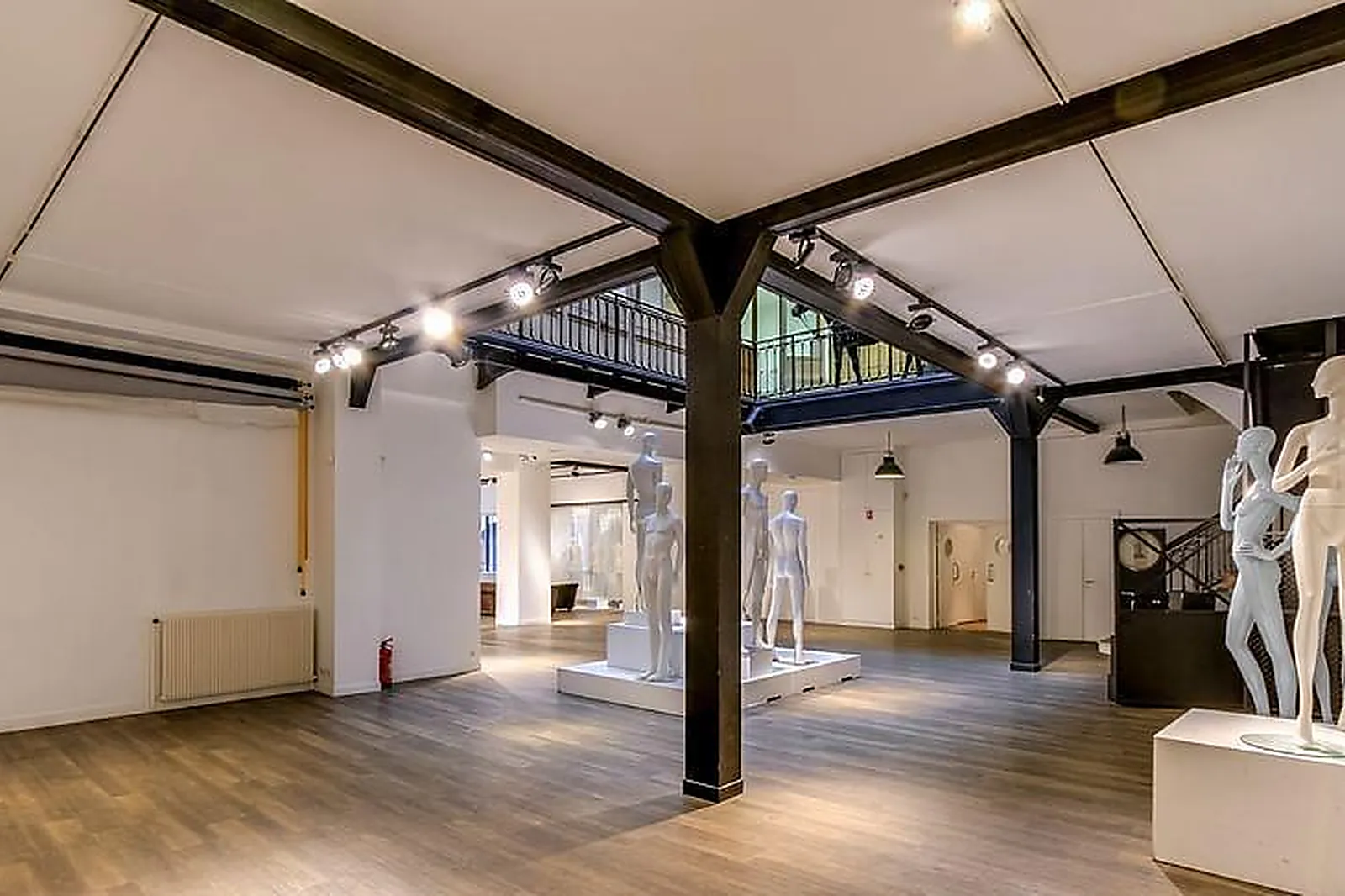 Lieux événementiels, SHOWROOM 01