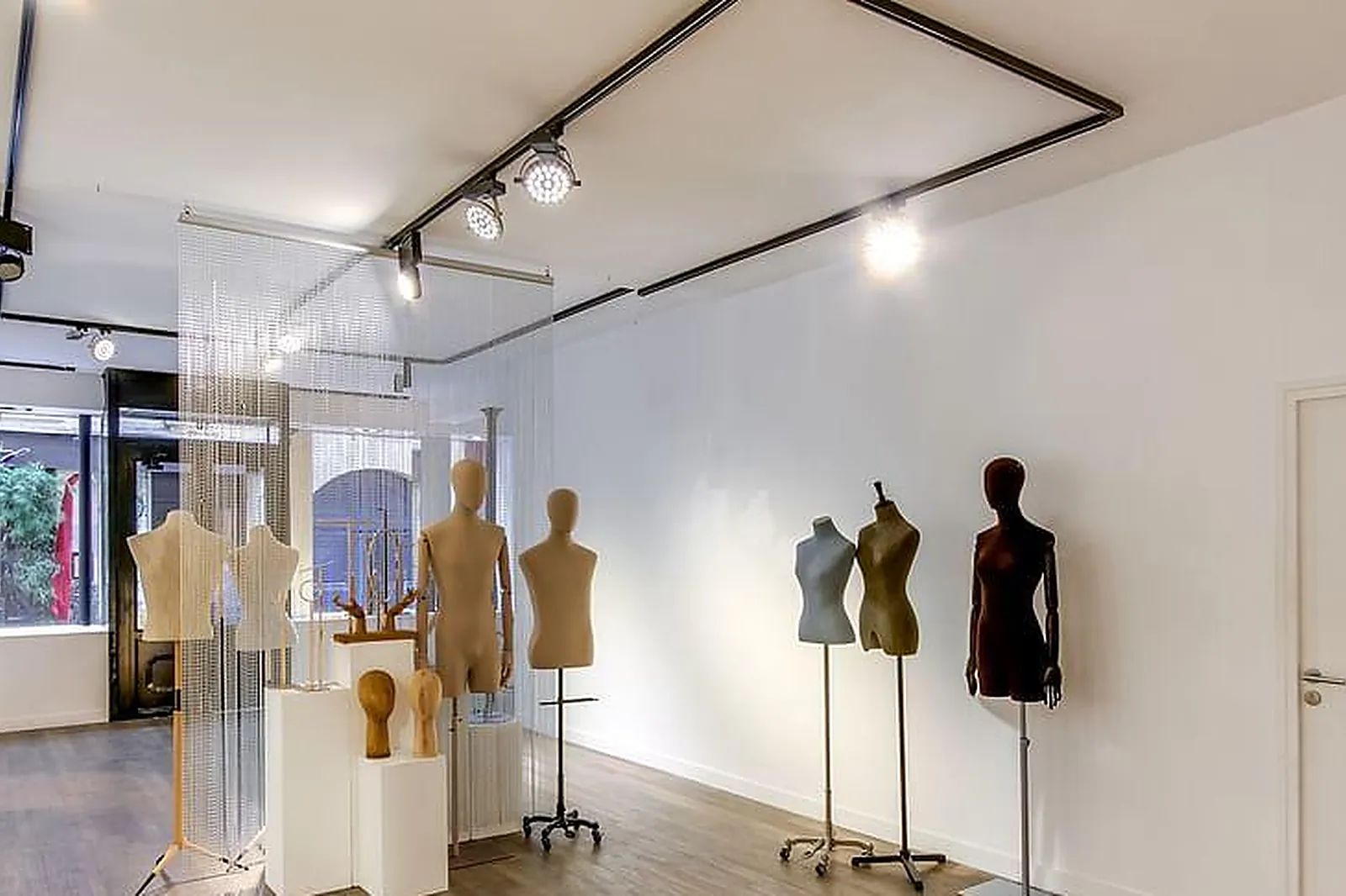 Lieux événementiels, SHOWROOM 01
