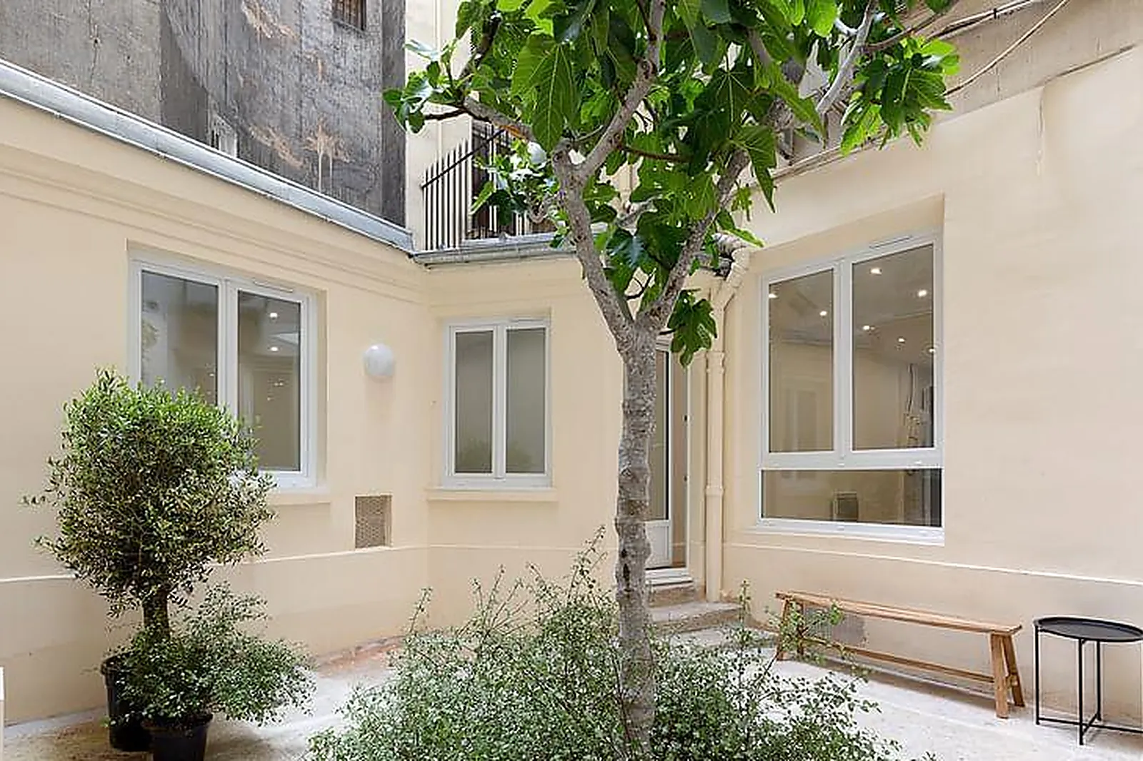 Lieux événementiels, SHOWROOM MR12