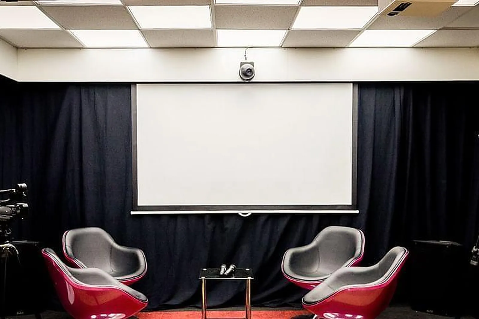 Lieux événementiels, SHOWROOM PARIS / SAINT DENIS