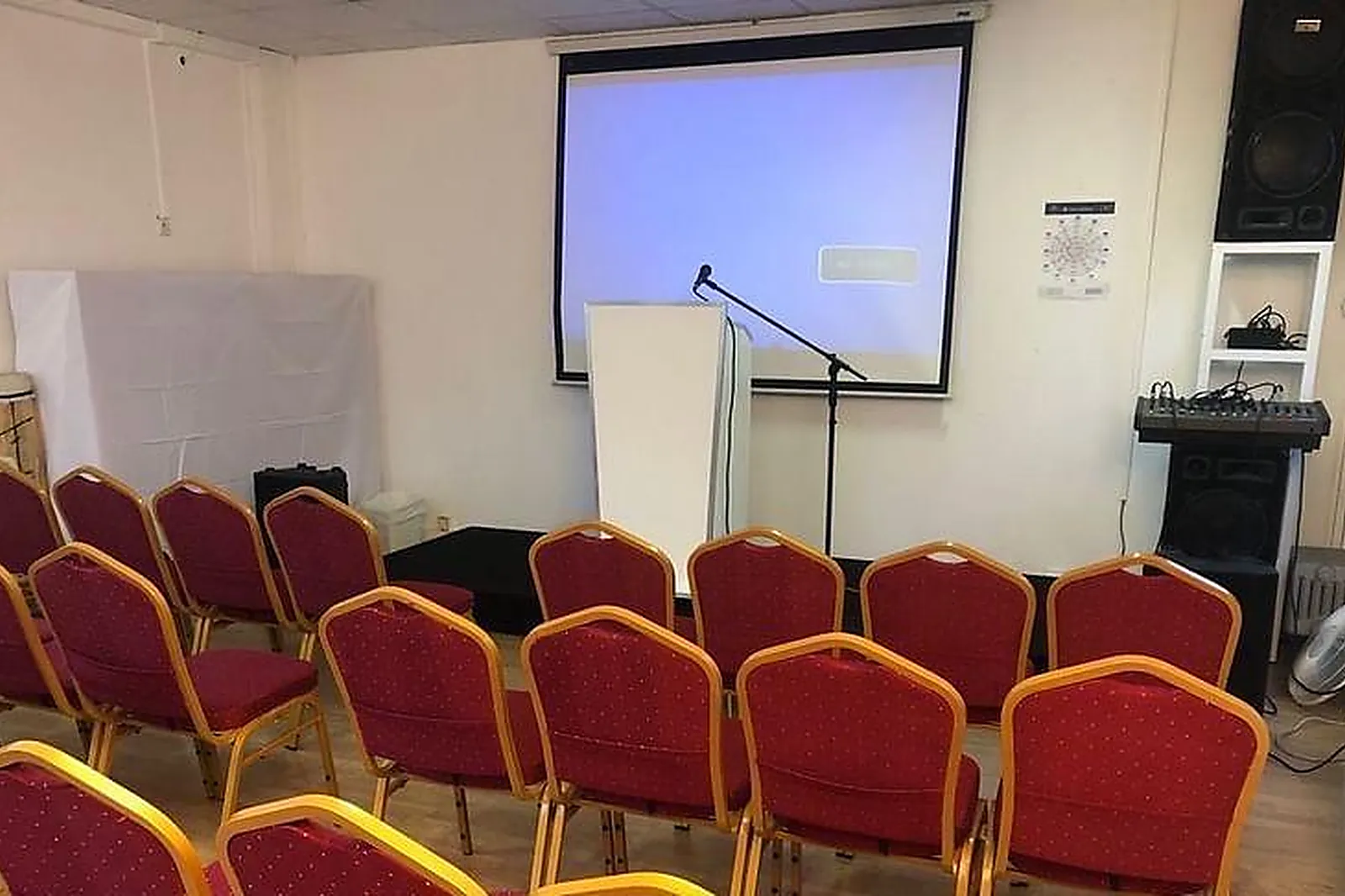 Lieux événementiels, SHOWROOM PARIS / SAINT DENIS