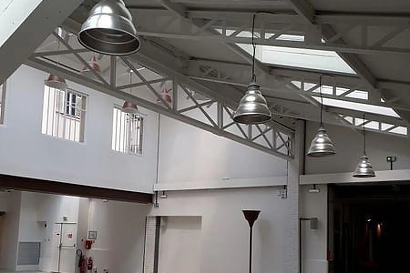 Lieux événementiels, SHOWROOM - CANAL SAINT MARTIN