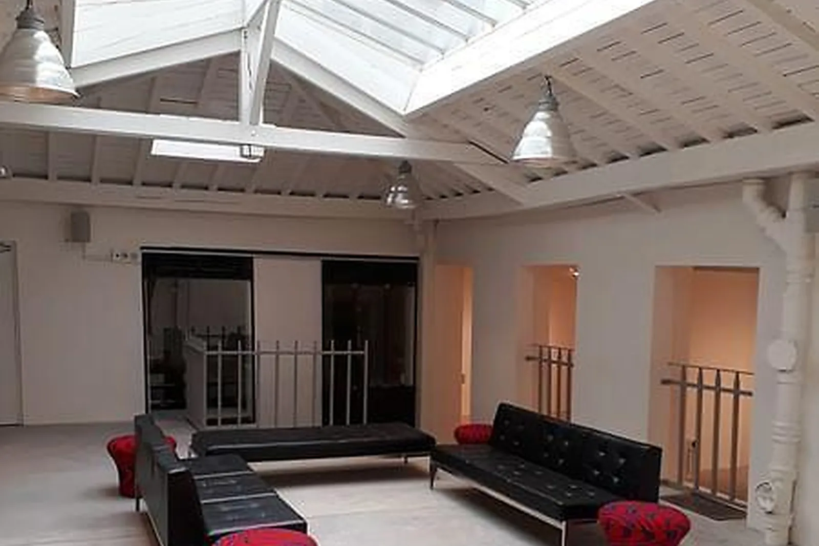 Lieux événementiels, SHOWROOM - CANAL SAINT MARTIN