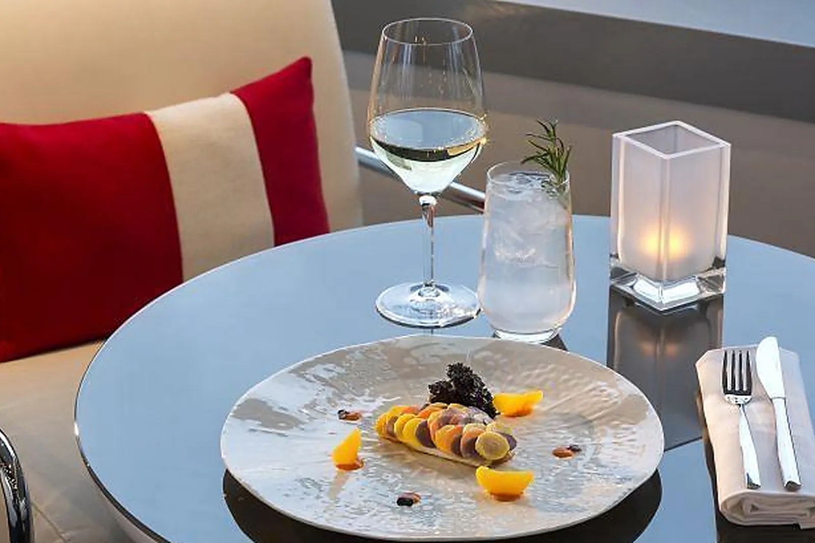 Lieux événementiels, SKYLINE PARIS LOUNGE & BAR