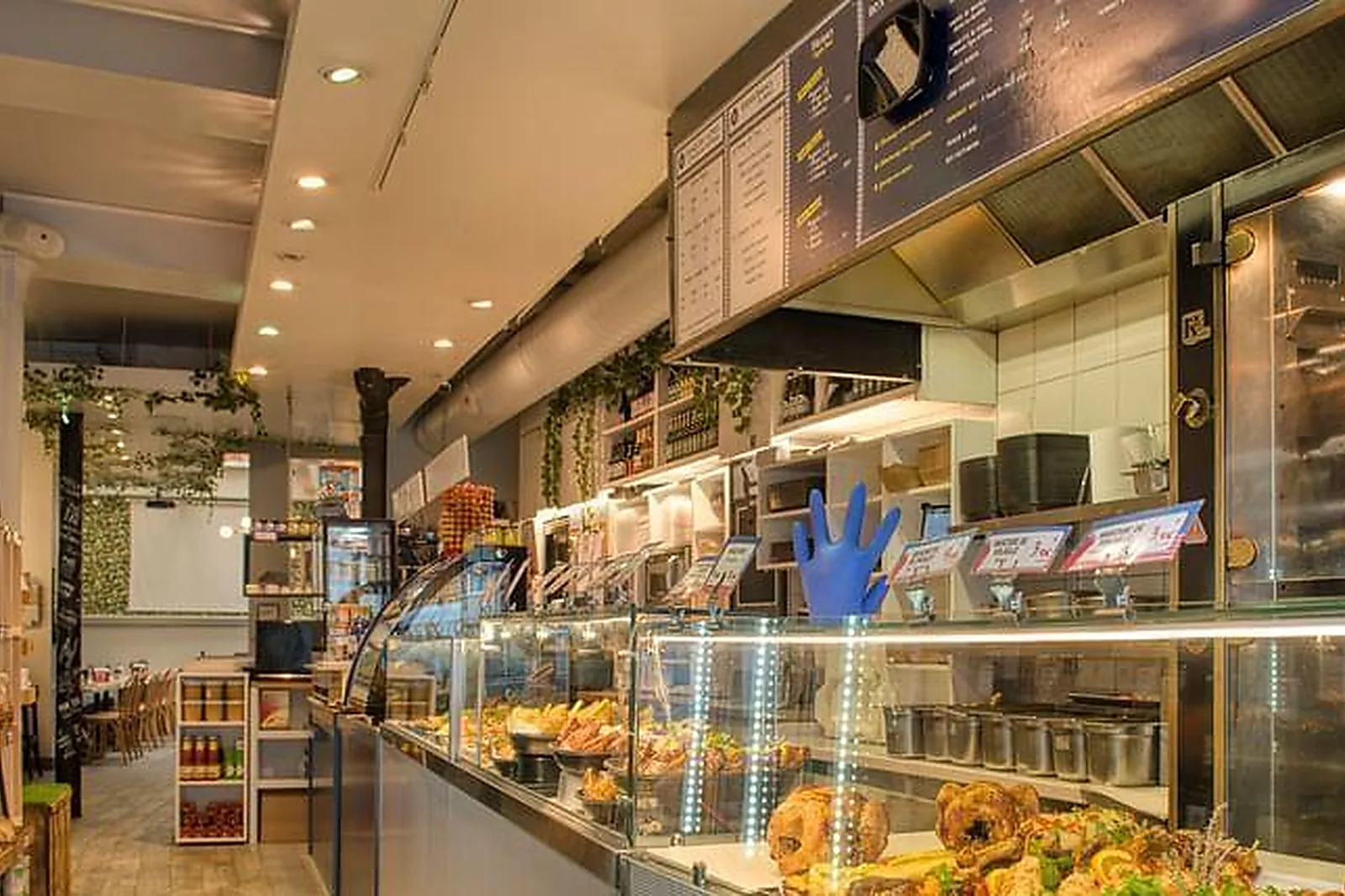 Lieux événementiels, SOLYLES***