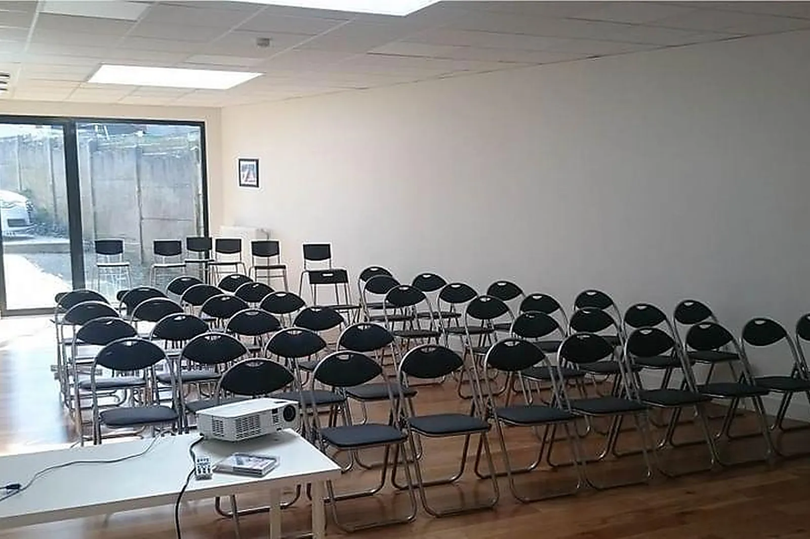 Lieux événementiels, SPRING BOX CENTRE D'AFFAIRES