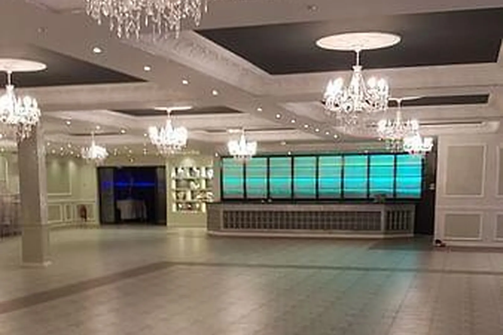 Lieux événementiels, STRASS RECEPTION