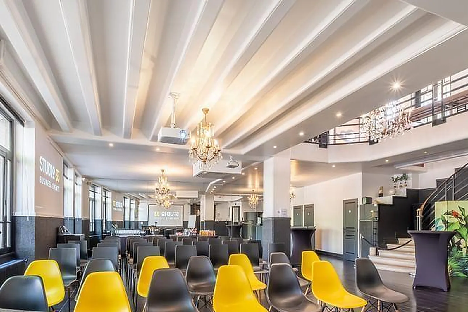 Lieux événementiels, SALLE DE RÉUNION CHAMPS ELYSÉES