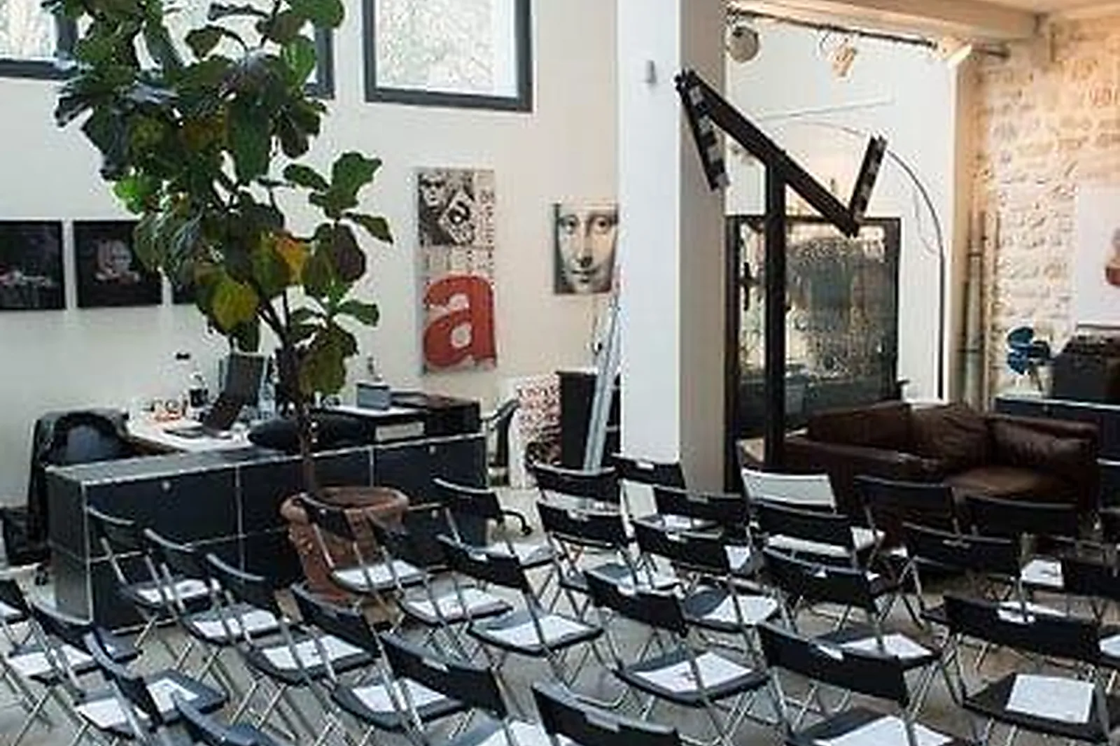 Lieux événementiels, STUDIO AJER