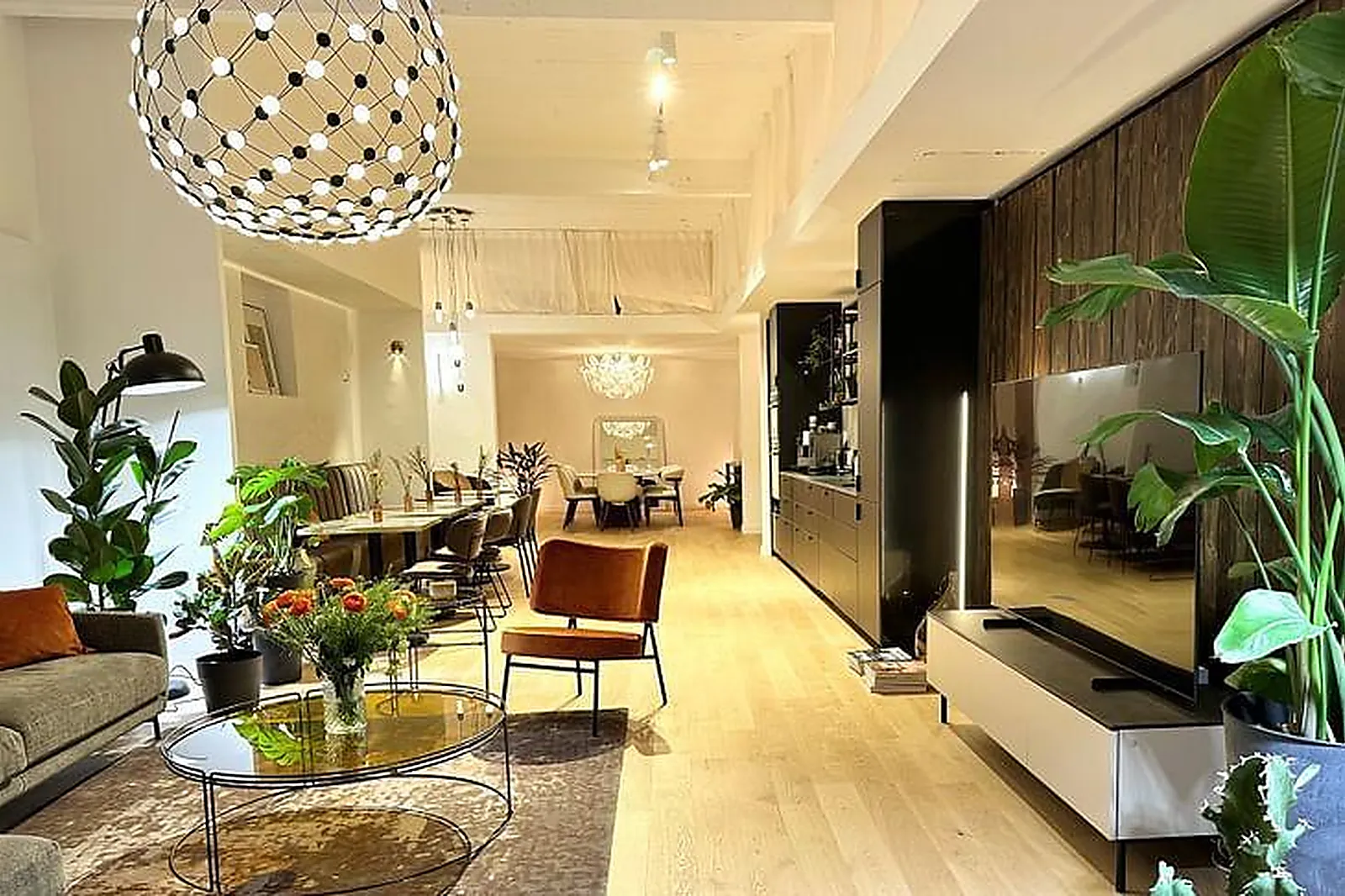 Lieux événementiels, STUDIO INEX