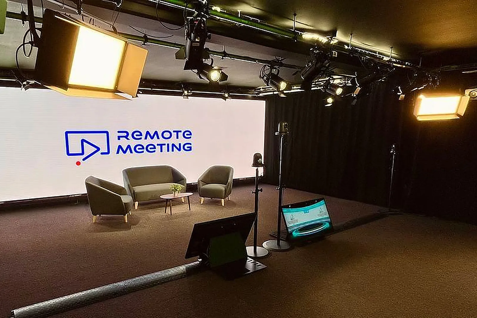 Lieux événementiels, STUDIO REMOTE MEETING