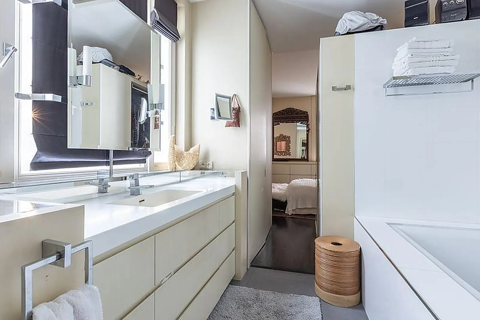 Lieux événementiels, SUPERBE APPARTEMENT PROCHE TOUR EIFFEL