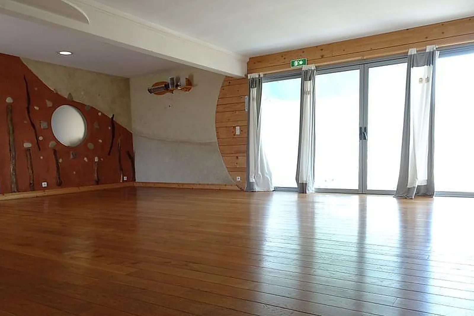 Lieux événementiels, SYNERGIE