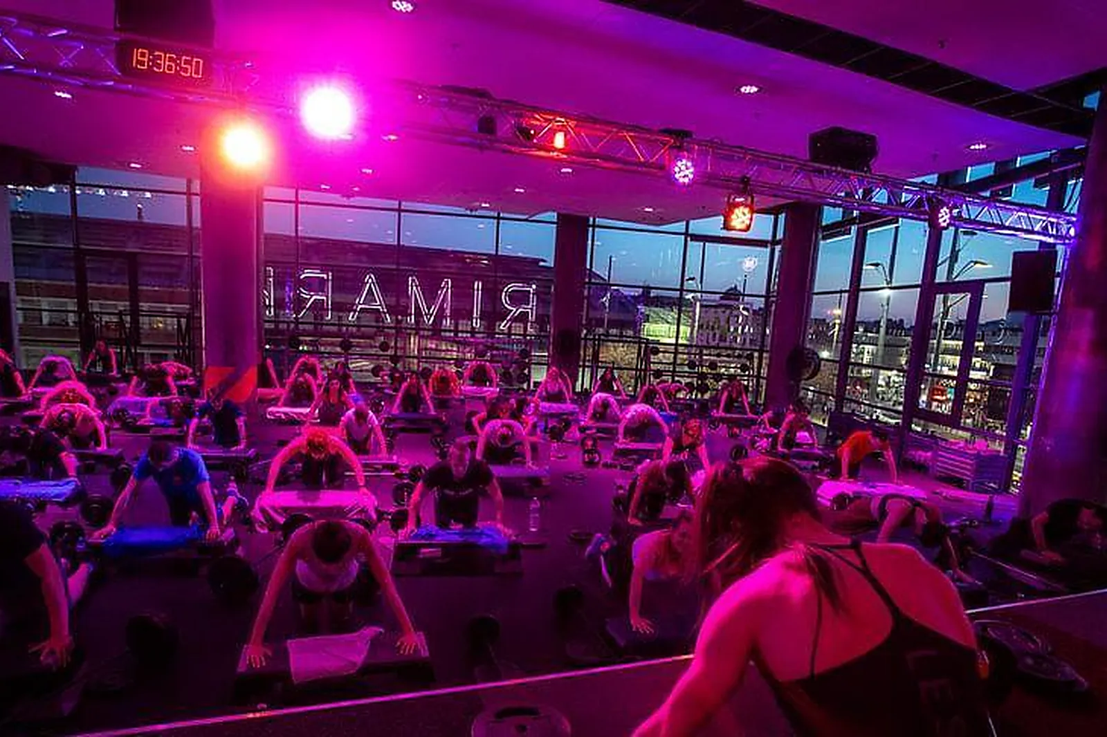 Lieux événementiels, VIVONS L'INSTANT