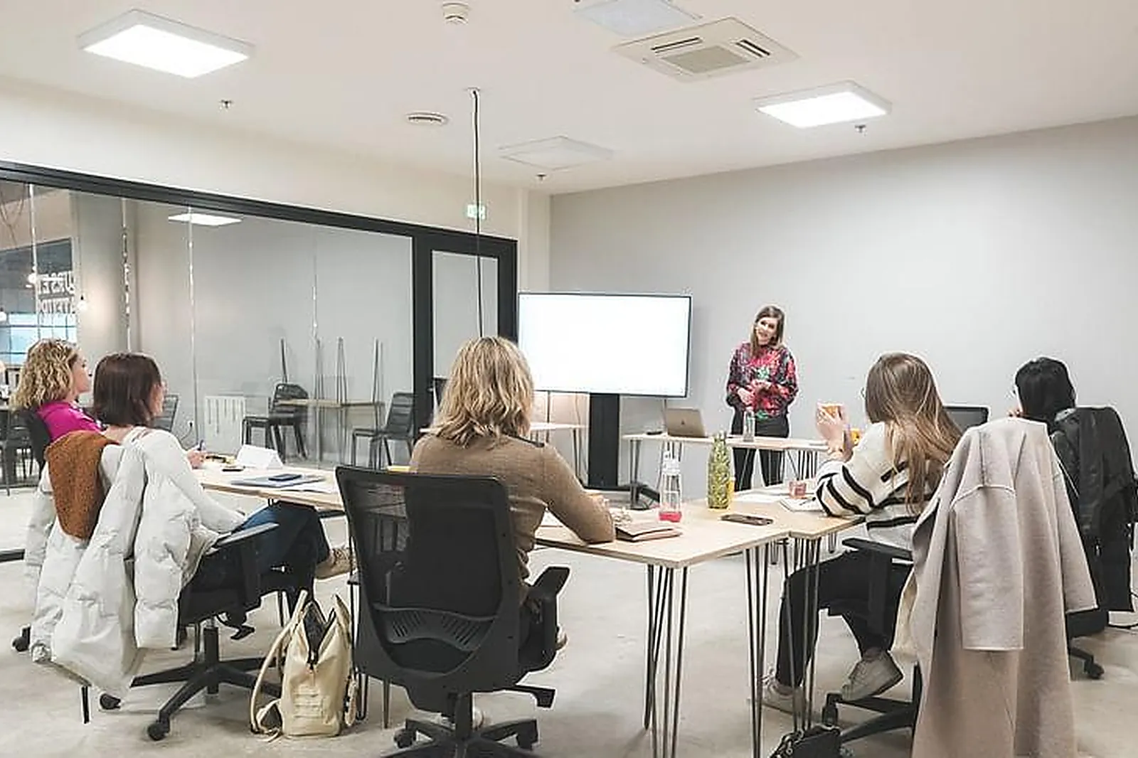 Lieux événementiels, VIVONS L'INSTANT