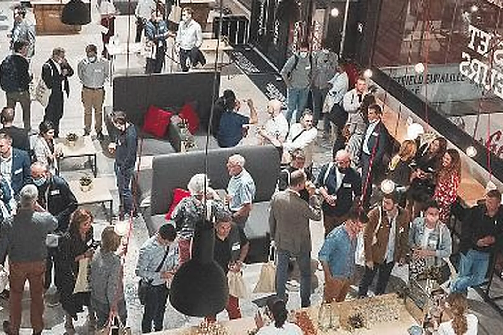 Lieux événementiels, VIVONS L'INSTANT