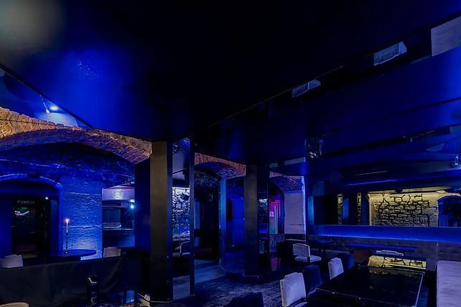 Lieux événementiels, TARA-TATA