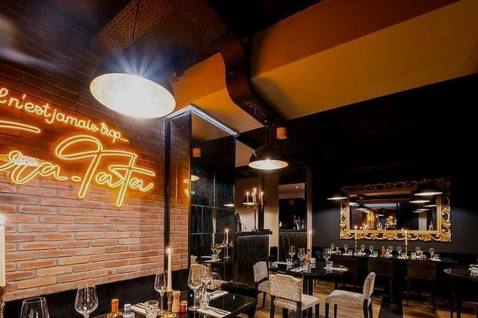 Lieux événementiels, TARA-TATA