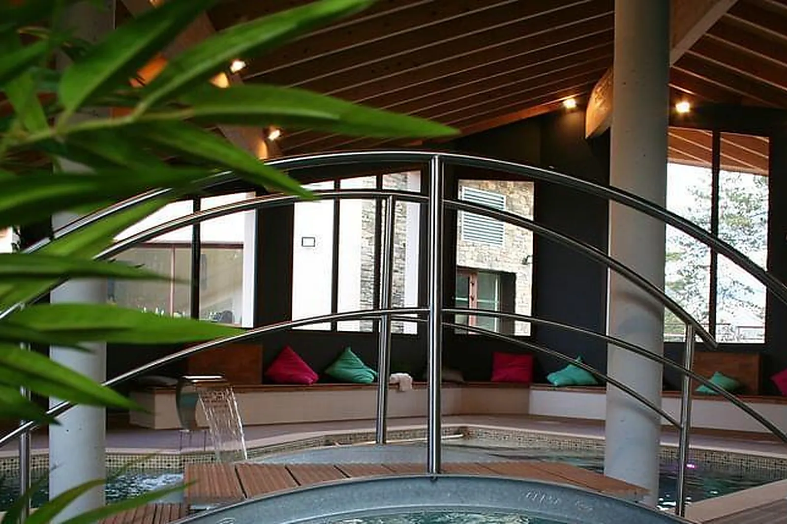 Lieux événementiels, TERNELIA- LE PRÉ DU LAC