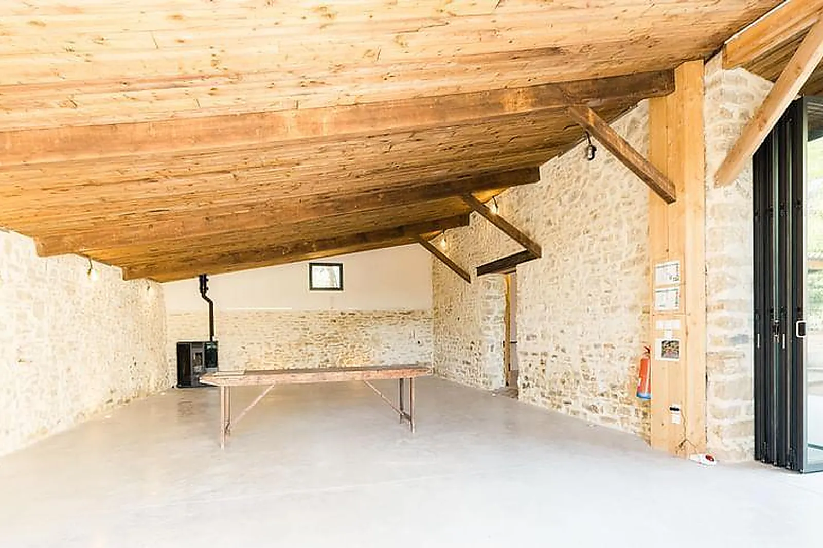 Lieux événementiels, TERRE UGO MAISON DE LAVANDE