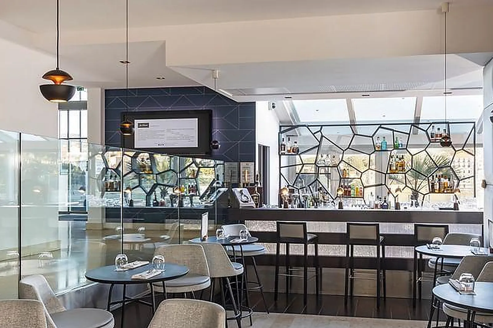 Lieux événementiels, THALAZUR BANDOL ***** - ILE ROUSSE