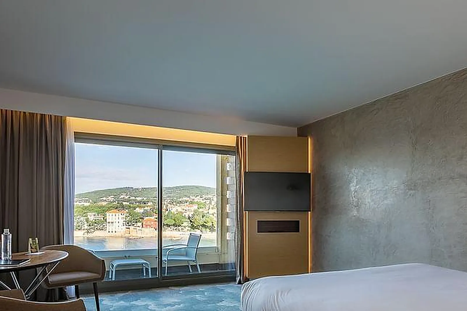 Lieux événementiels, THALAZUR BANDOL ***** - ILE ROUSSE