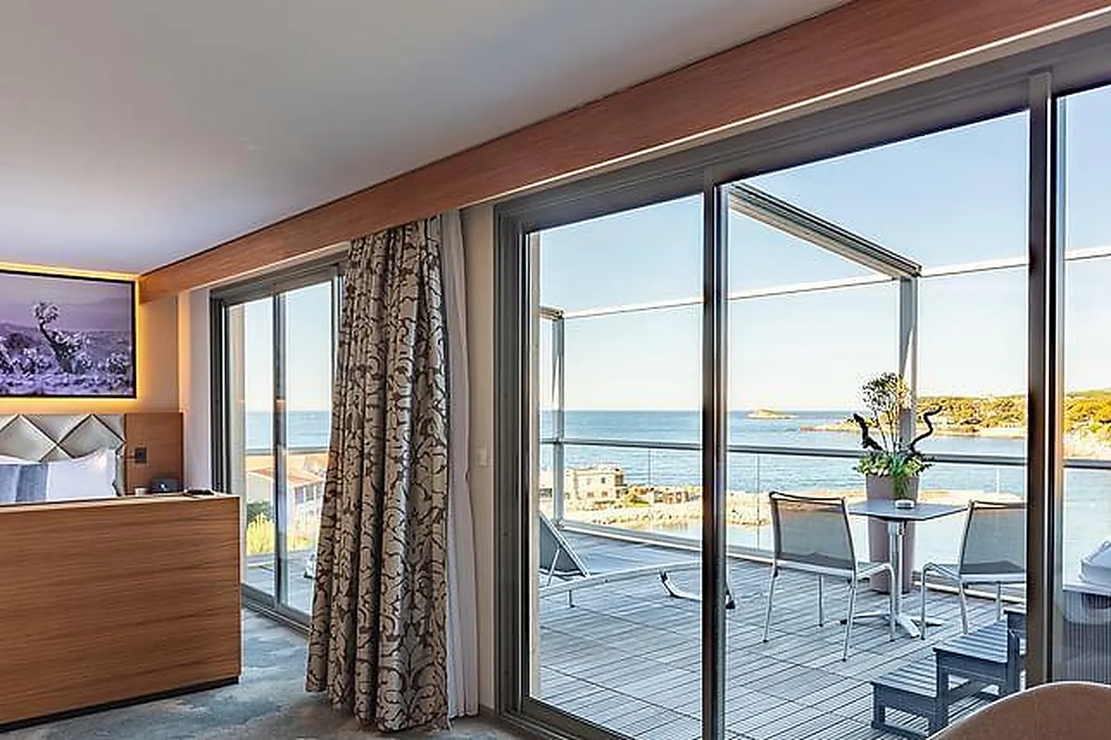 Lieux événementiels, THALAZUR BANDOL ***** - ILE ROUSSE