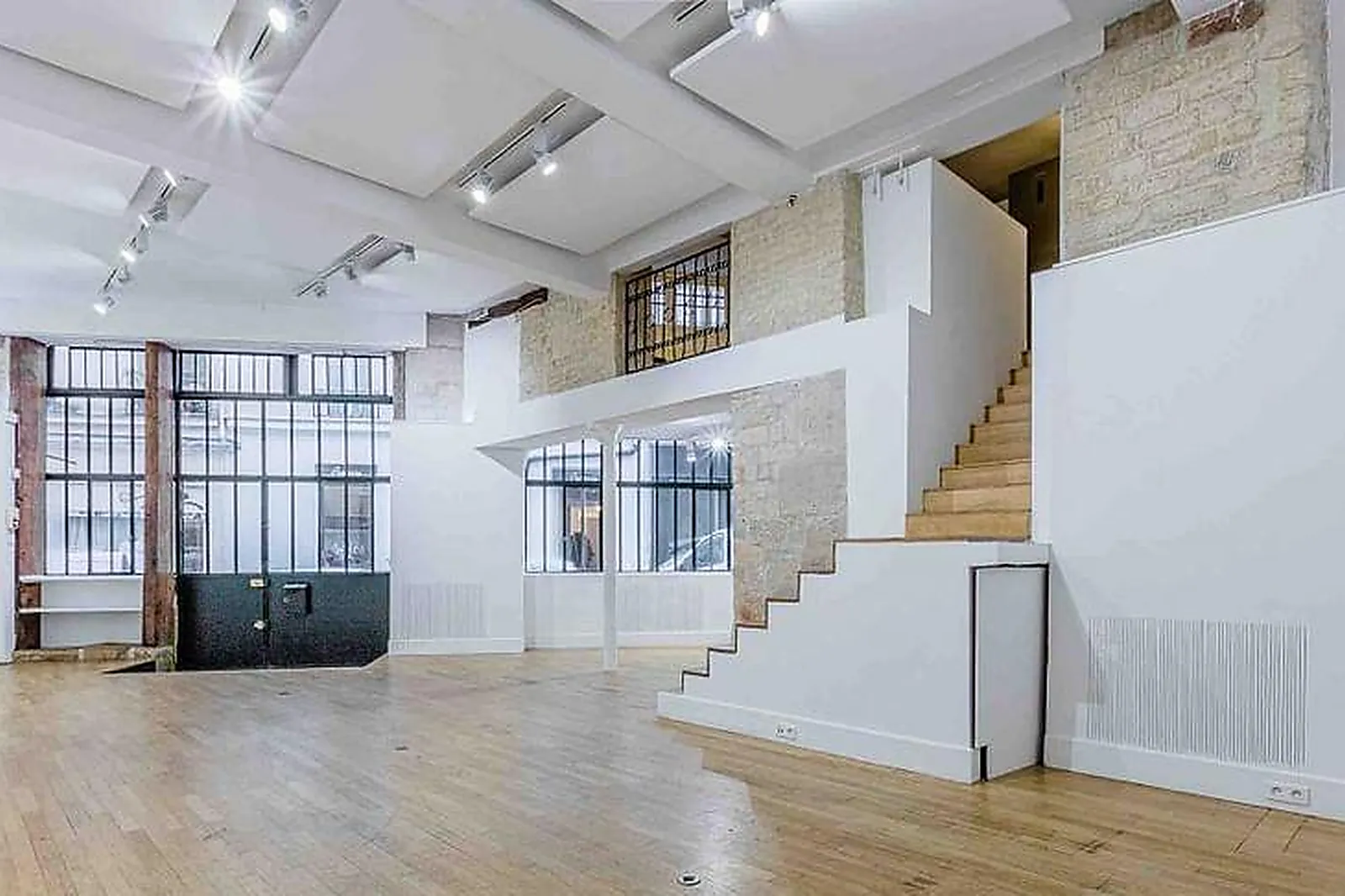 Lieux événementiels, THE CARING GALLERY