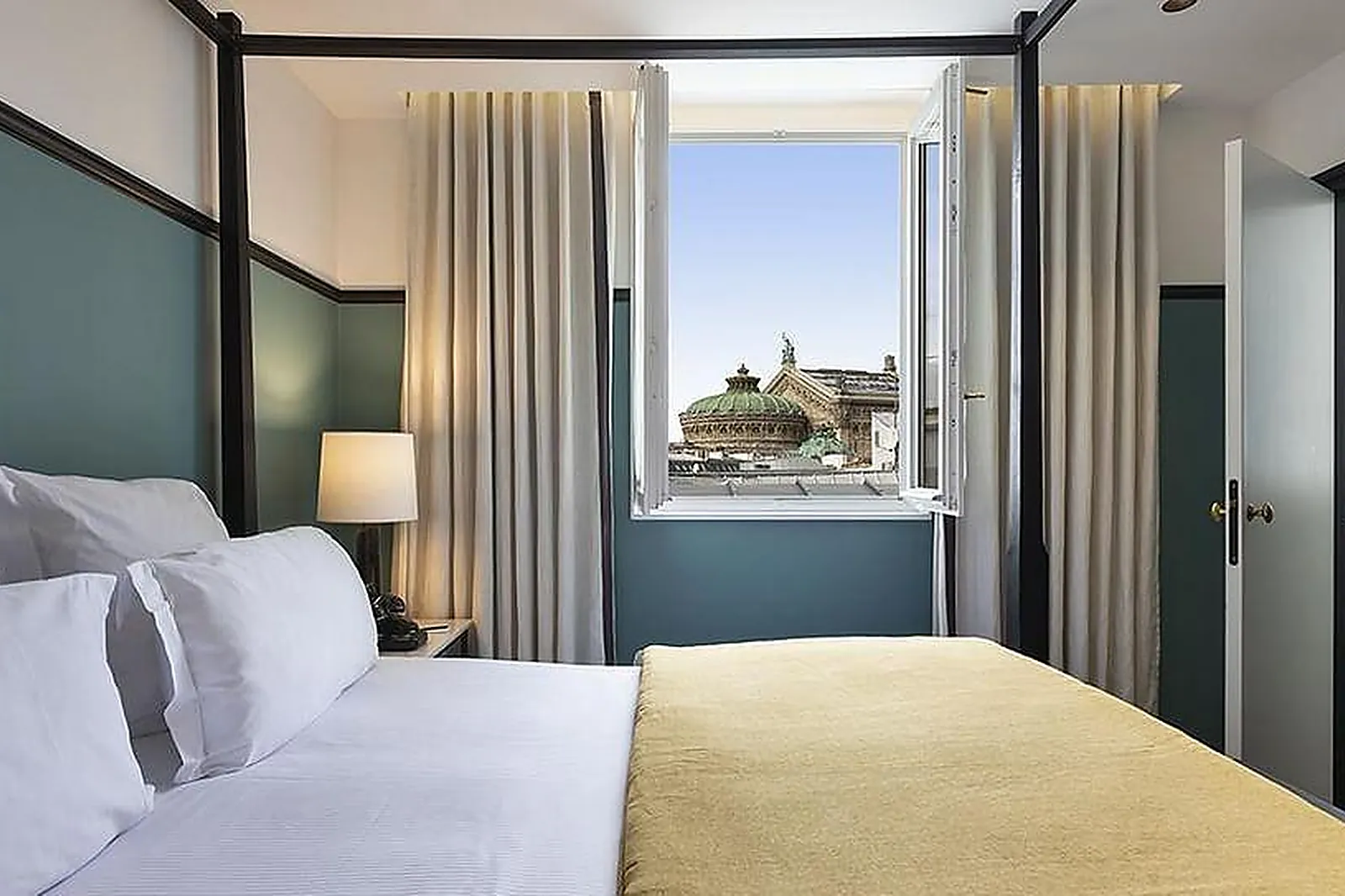 Lieux événementiels, THE CHESS HOTEL ****