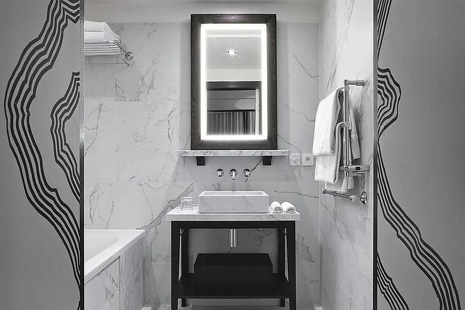 Lieux événementiels, THE CHESS HOTEL ****