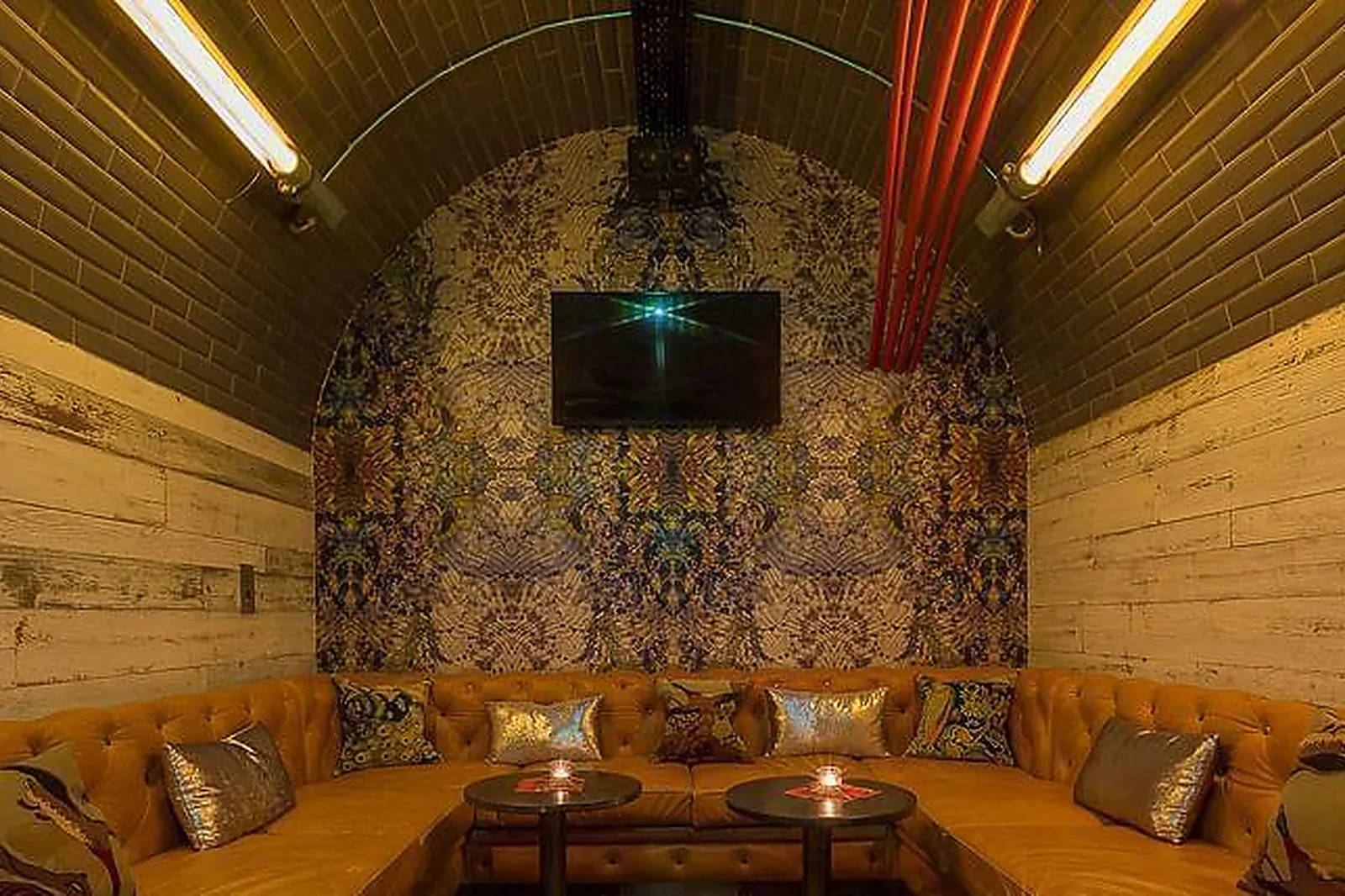 Lieux événementiels, THE FROG & UNDERGROUND