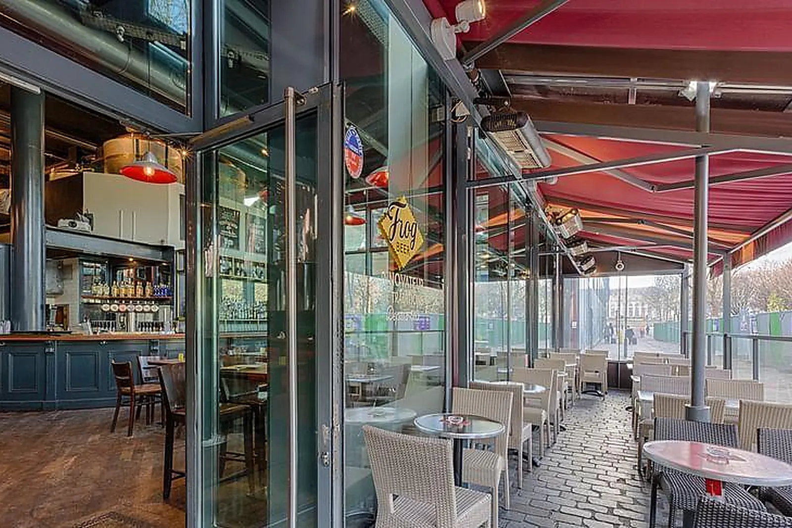 Lieux événementiels, THE FROG AT BERCY VILLAGE