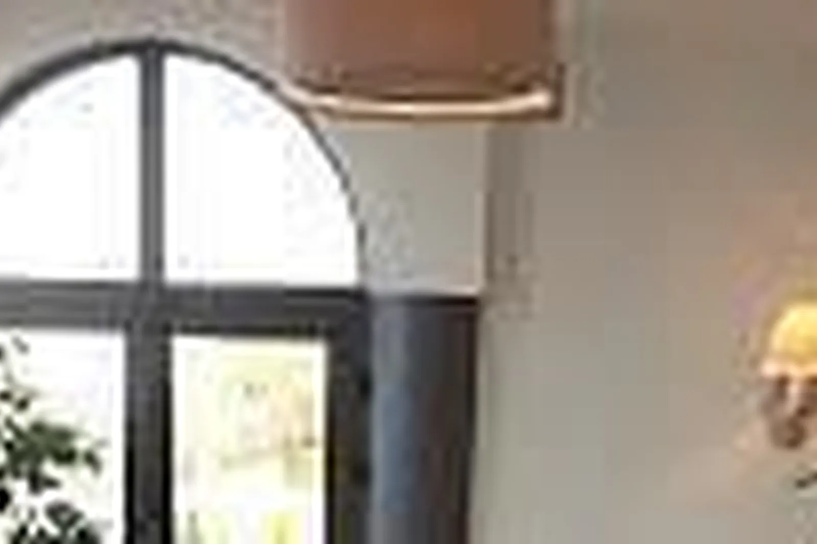 Lieux événementiels, THE ORIGINALS CITY LE CHEVAL ROUGE***