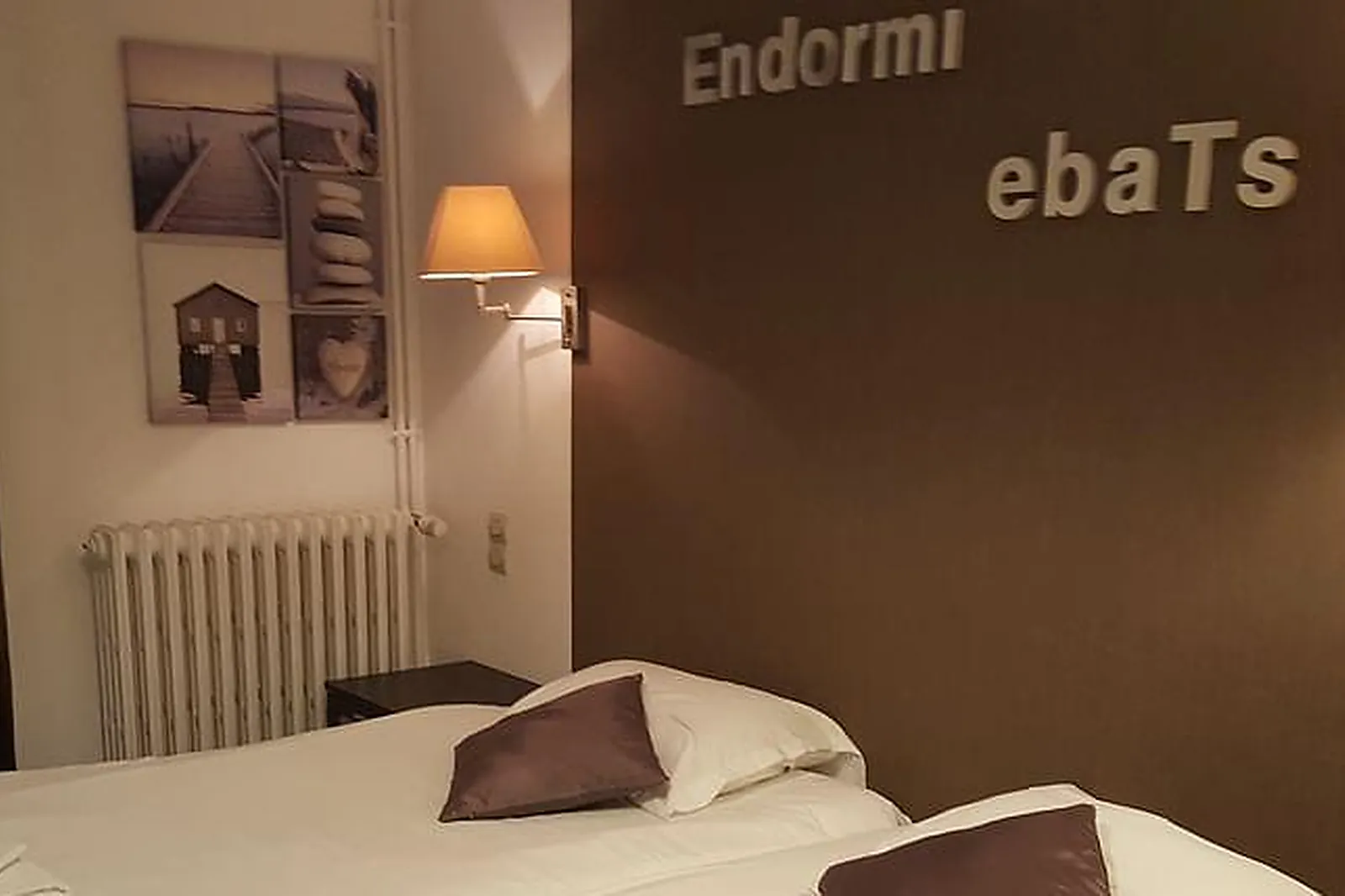 Lieux événementiels, THE ORIGINALS CITY LE CHEVAL ROUGE***