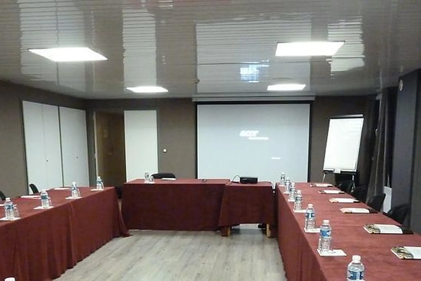 Lieux événementiels, THE ORIGINALS HÔTEL LA TERRASSE TOURS NORD***