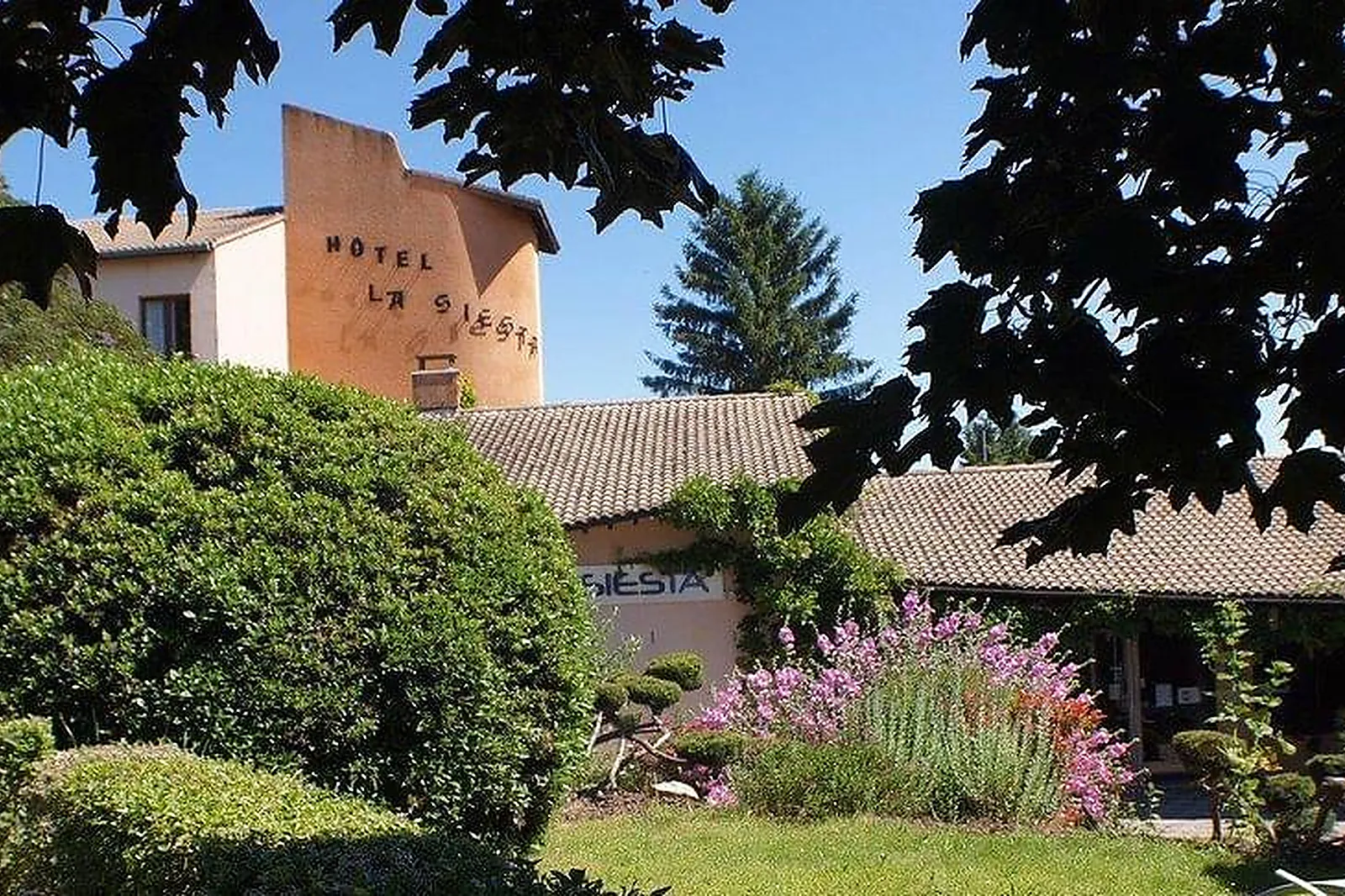 Lieux événementiels, THE ORIGINALS HÔTEL LA SIESTA***