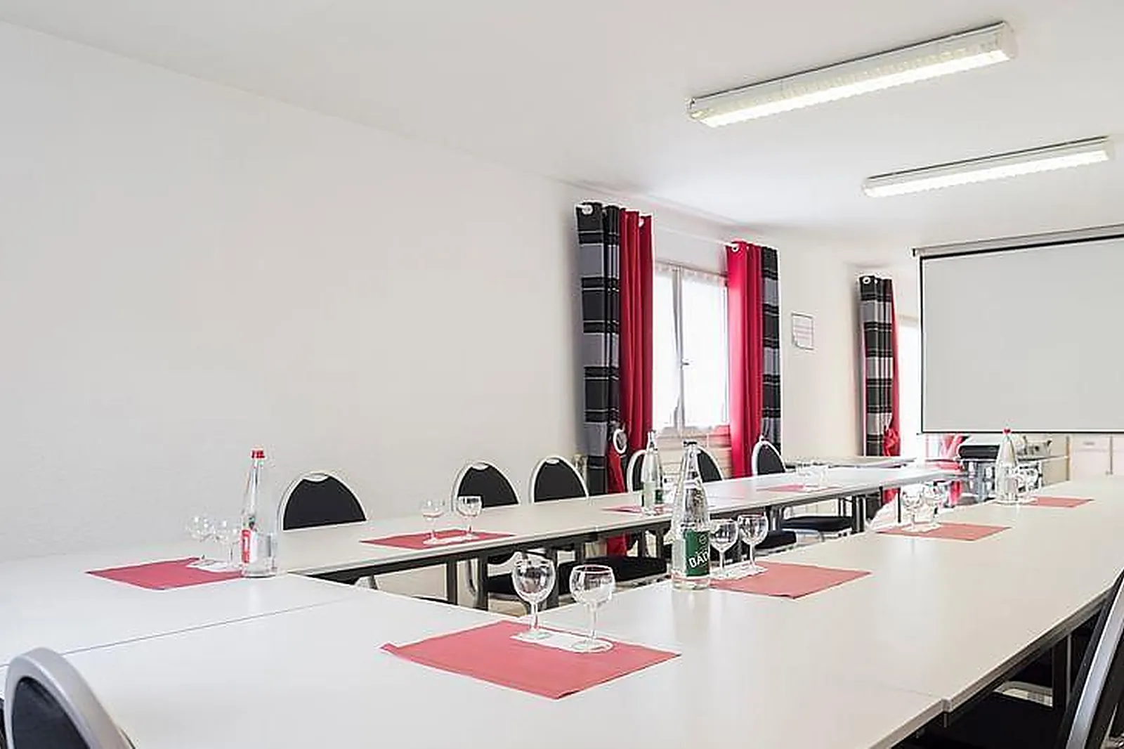 Lieux événementiels, THE ORIGINALS HÔTEL LA SIESTA***