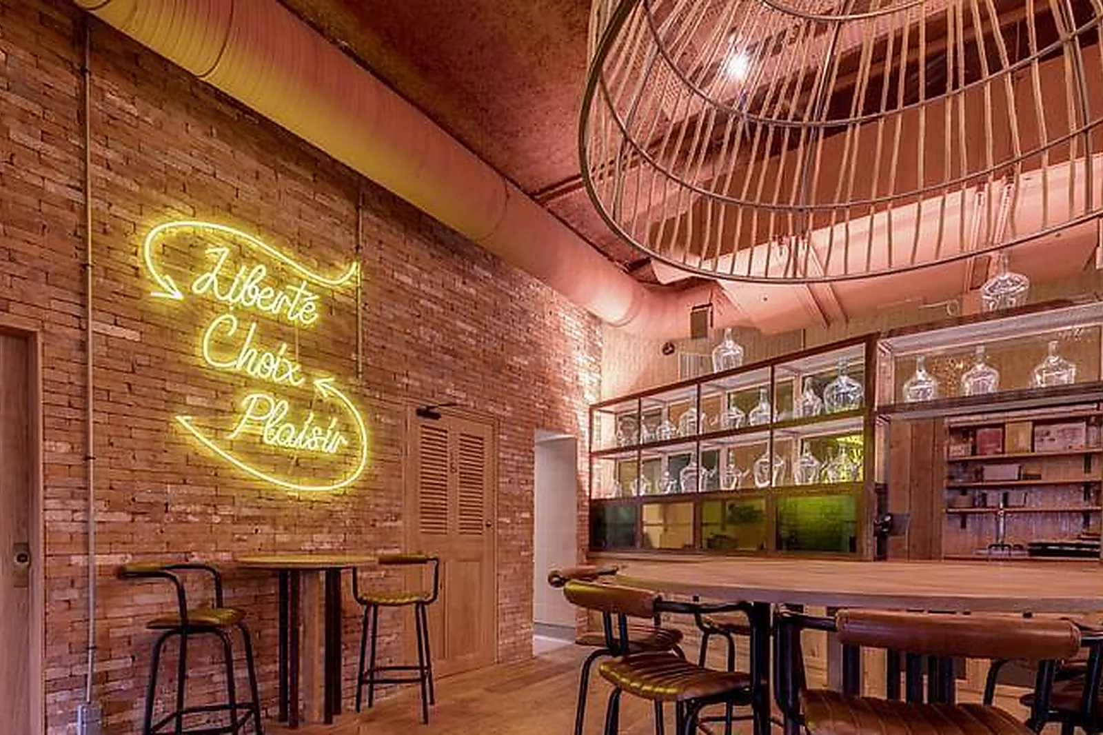 Lieux événementiels, THE PLACE TO...GARE DE L'EST