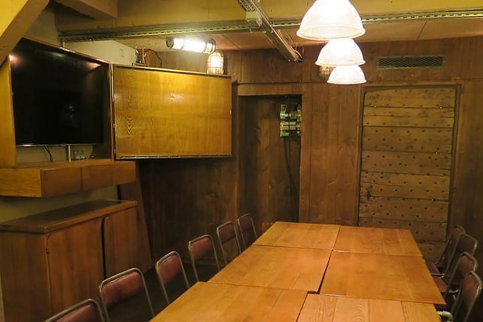 Lieux événementiels, THE PLACE TO...WAGRAM