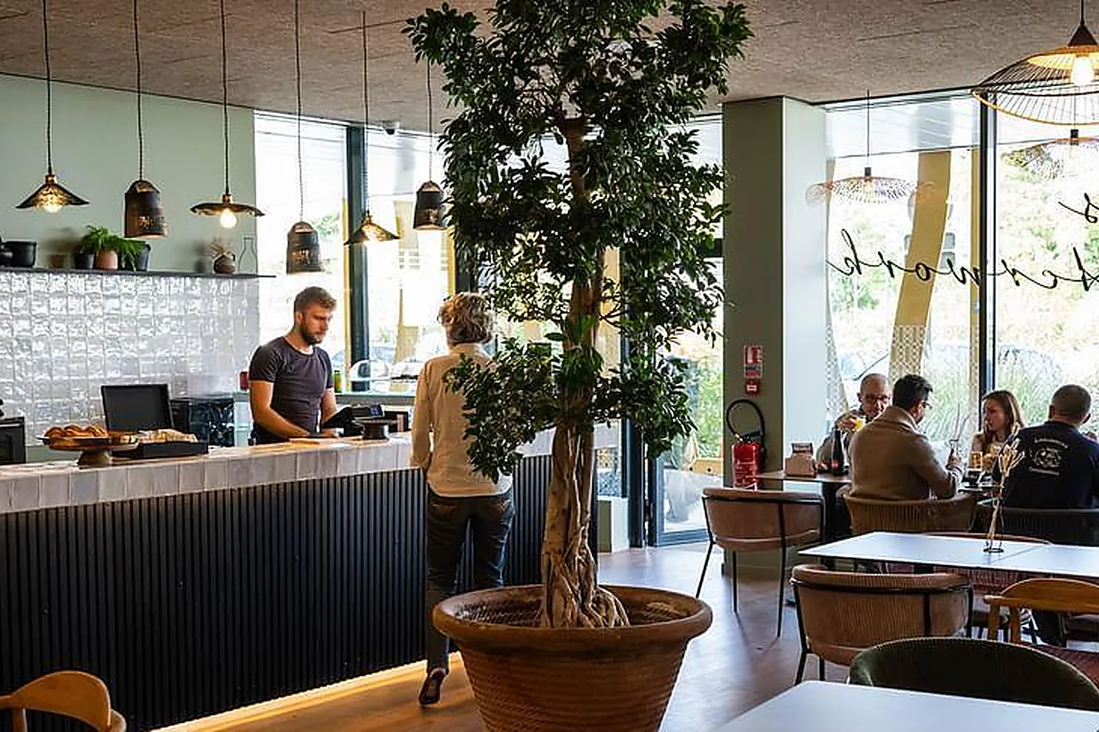 Lieux événementiels, THE PLACE TO - LA GRAVADE