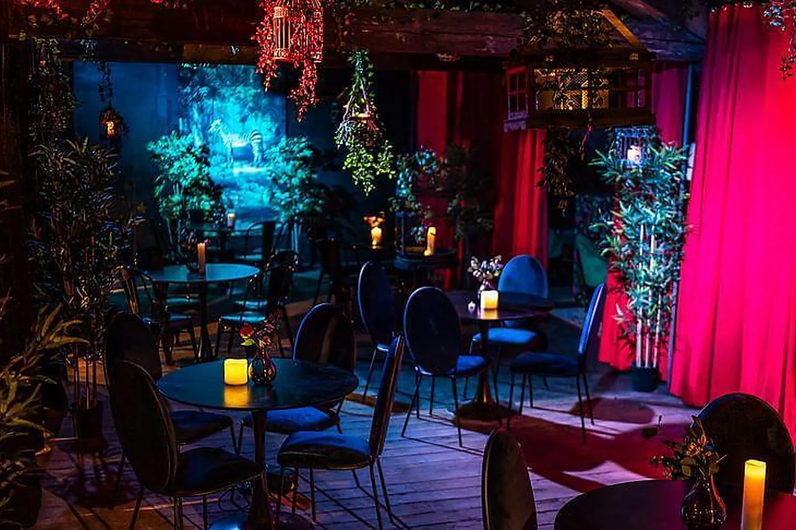 Lieux événementiels, THE SECRETS ALCAZAR - SALLE ESPACE BAR IMMERSIF