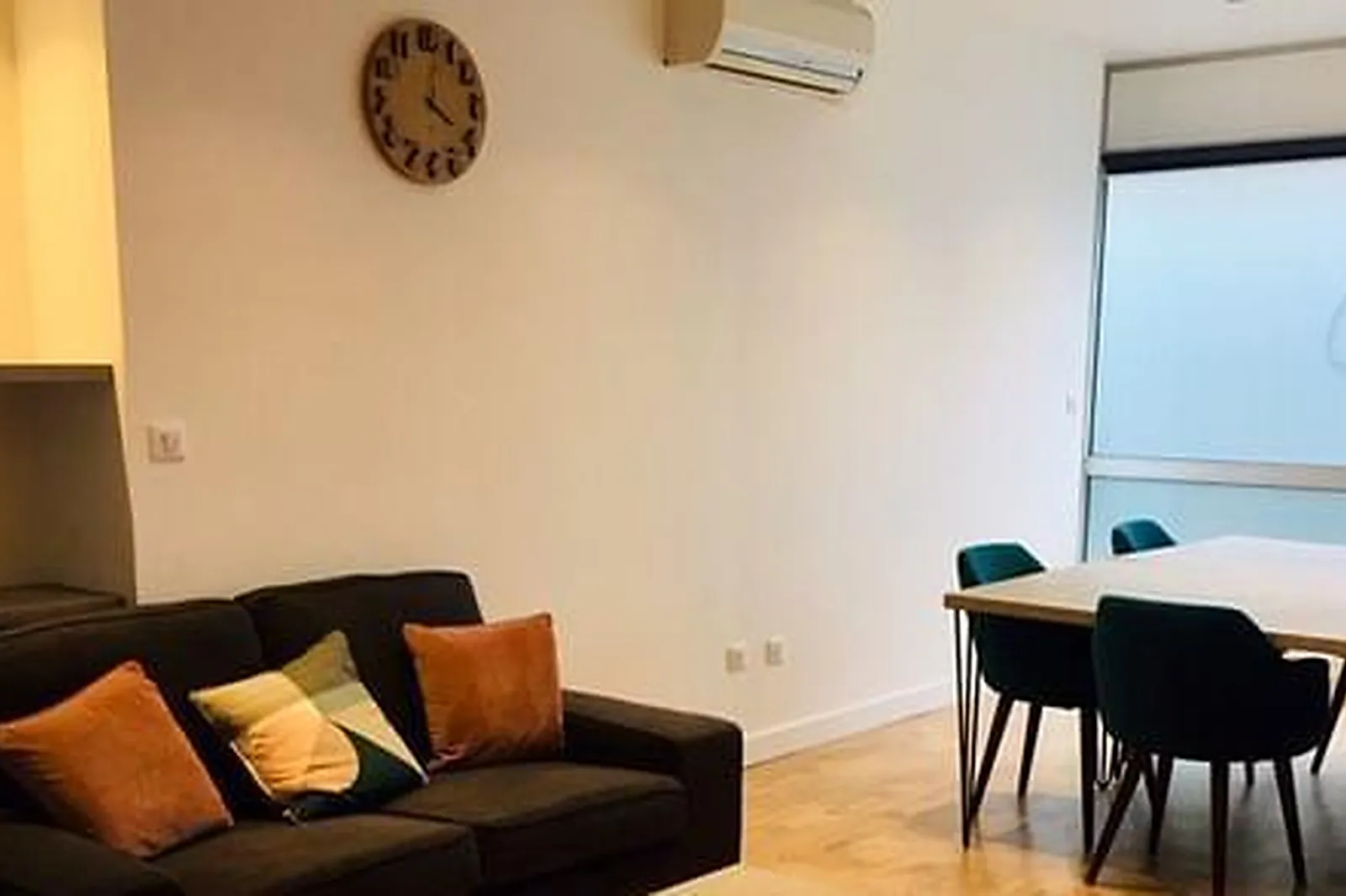 Lieux événementiels, THE PLACE TO BEES