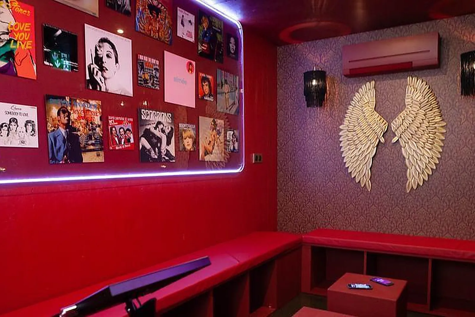 Lieux événementiels, THIS IS BLIND TEST TRINQUET VILLAGE