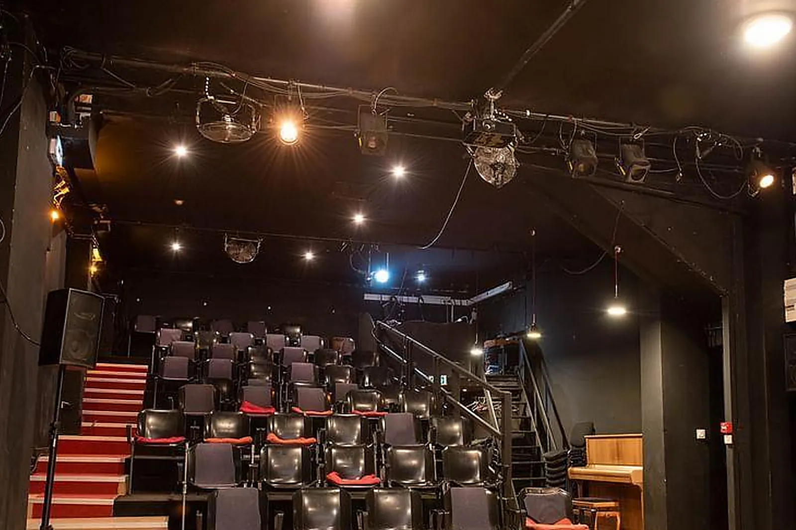 Lieux événementiels, THÉÂTRE DE LA PETIT RUE