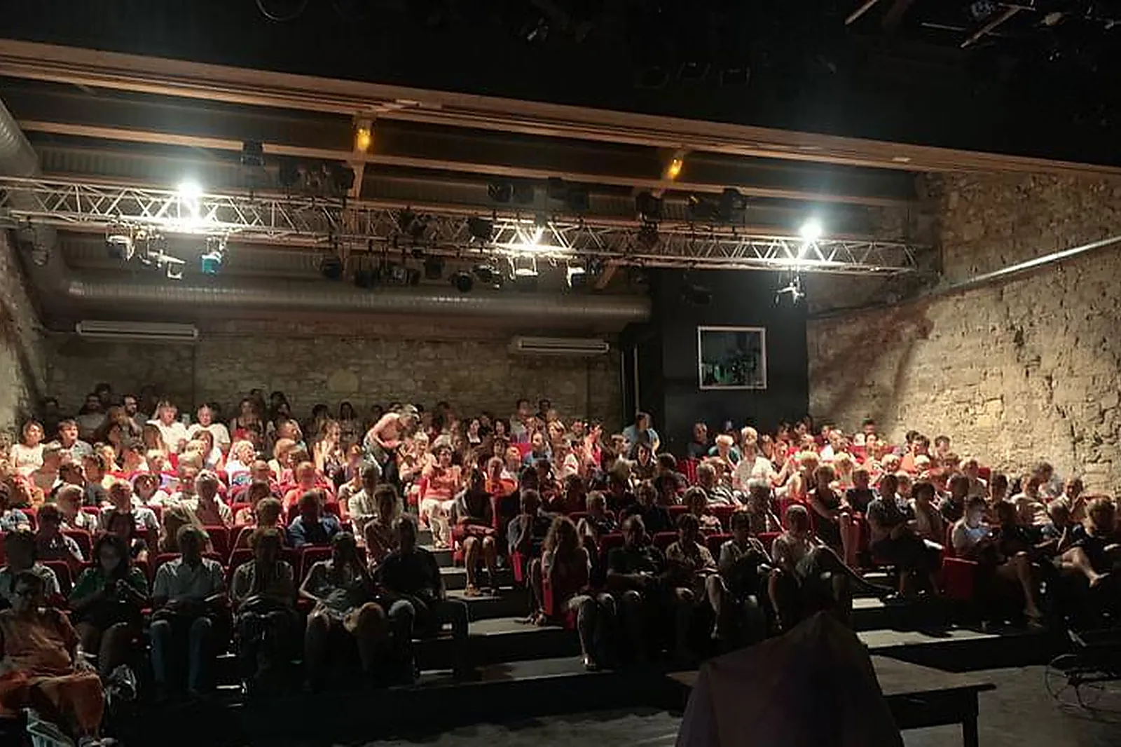 Lieux événementiels, THÉÂTRE DU ROI RENÉ