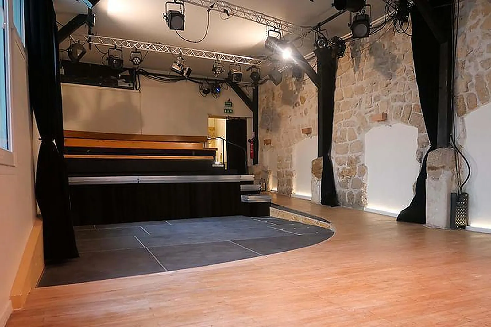 Lieux événementiels, GALERIE CHAPON 2