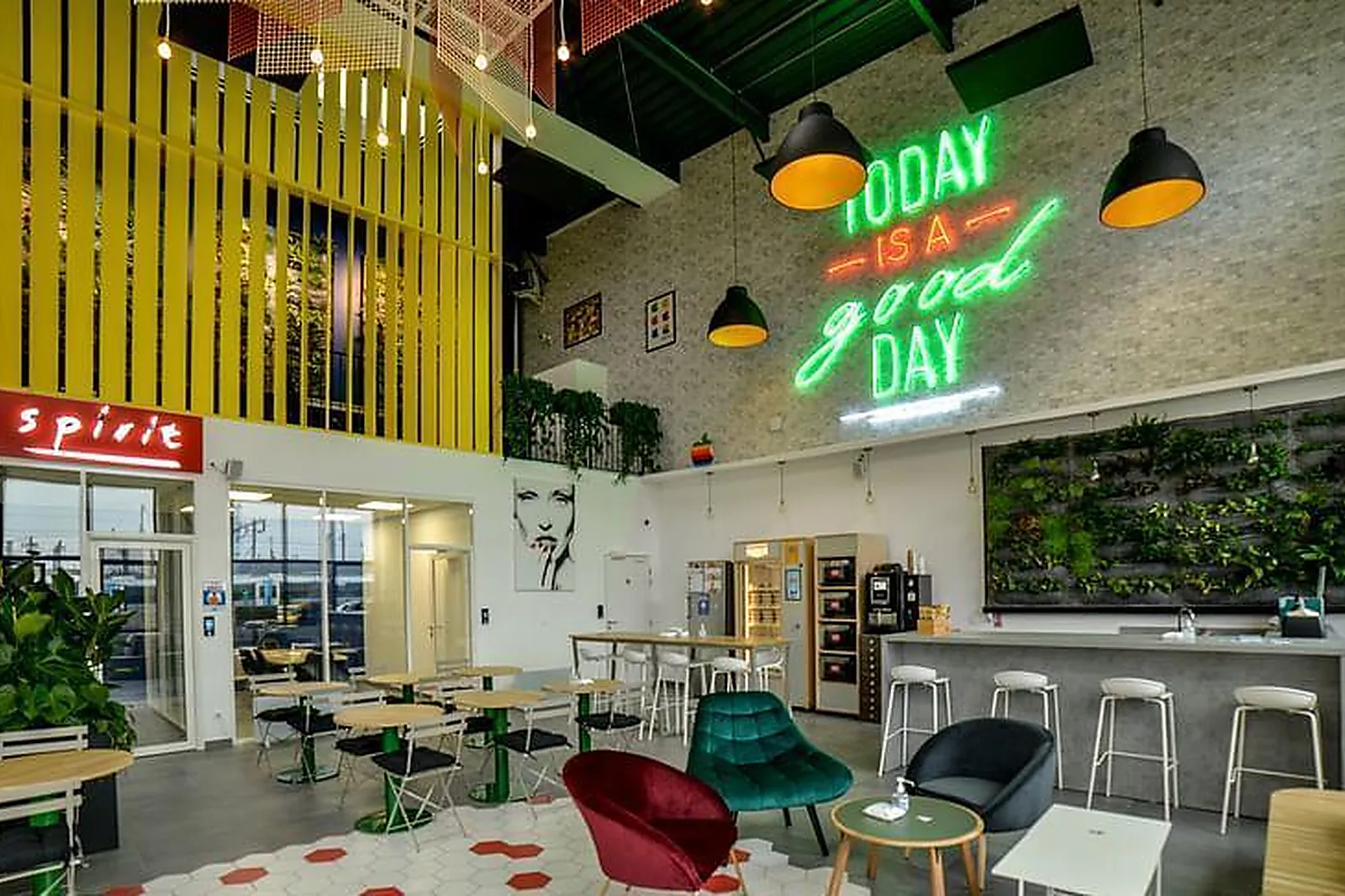 Lieux événementiels, TODAY