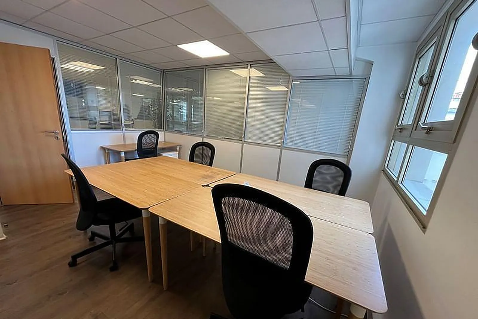 Lieux événementiels, TOGETHER WORKIN CARDINET